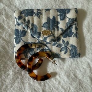 Sézane Avril earrings brown tortoiseshell